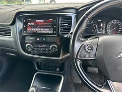 2017 MITSUBISHI
OUTLANDER LS SAFETY PACK (4x4) 7 SEATS