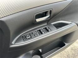 2017 MITSUBISHI
OUTLANDER LS SAFETY PACK (4x4) 7 SEATS