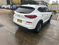 2020 HYUNDAI
                TUCSON ELITE (FWD)