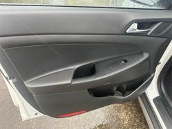 2020 HYUNDAI
                TUCSON ELITE (FWD)