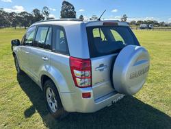 2009 Suzuki
Grand Vitara