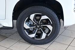 2024 Mitsubishi
                Pajero Sport GLS