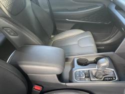 2018 Hyundai
Santa Fe Highlander