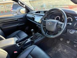 2018 Toyota
Hilux Rugged X