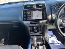 2022 Toyota
Landcruiser Prado Kakadu