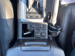 2022 Toyota
Landcruiser Prado Kakadu