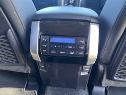 2022 Toyota
Landcruiser Prado Kakadu