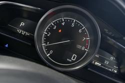 2019 Mazda
CX-3 sTouring