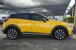 2019 Mazda
CX-3 sTouring