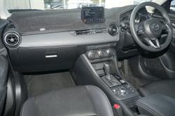 2019 Mazda
CX-3 sTouring