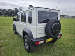 2024 Suzuki
Jimny XL