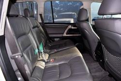 2010 Toyota
                Landcruiser Sahara
