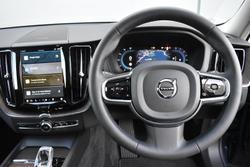 2023 Volvo
XC60 Ultimate B5 Bright