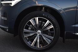 2023 Volvo
XC60 Ultimate B5 Bright