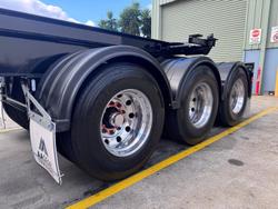 2013 Barker St3 20'Roll Back Tipping Skel Black