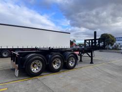 2013 Barker St3 20'Roll Back Tipping Skel Black