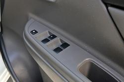 2017 Mitsubishi Triton GLX+ MQ MY18 4X4 Dual Range White