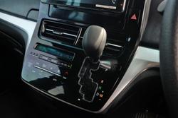 2019 Toyota Tarago GLi ACR50R Silver Pearl