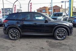 2015 Mazda
CX-5 Akera