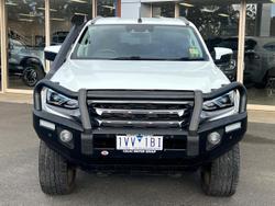 2022 Isuzu
MU-X LS-T