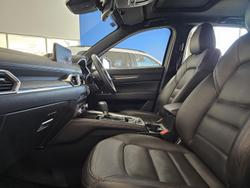 2023 Mazda
CX-5 G25 Akera