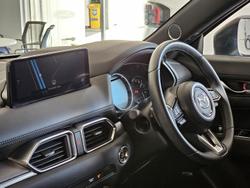 2023 Mazda
CX-5 G25 Akera