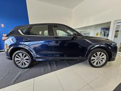 2023 Mazda
CX-5 G25 Akera