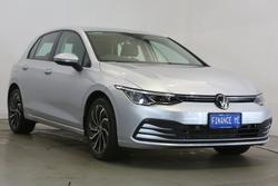 2022 Volkswagen
                Golf 110TSI Life