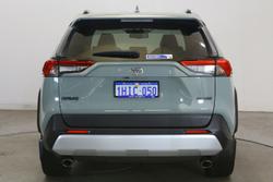 2021 Toyota
                RAV4 Edge