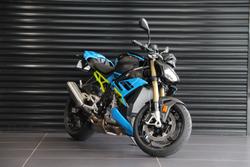 2025 BMW S 1000 R Sport S 1000 Yellow