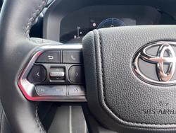 2025 Toyota
Landcruiser GX