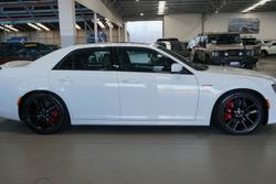 2021 Chrysler
300 SRT