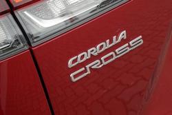 2023 Toyota
Corolla Cross GXL