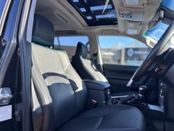 2023 Toyota
Landcruiser Prado Kakadu