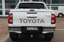 2022 Toyota
Hilux SR5