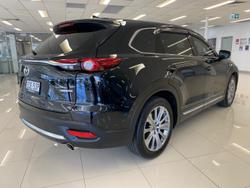 2021 Mazda
CX-9 Azami LE