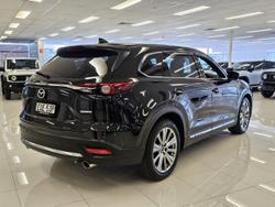 2021 Mazda
                CX-9 Azami LE