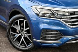 2019 Volkswagen
Touareg 190TDI Launch Edition