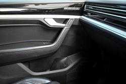 2019 Volkswagen
Touareg 190TDI Launch Edition