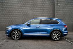 2019 Volkswagen
Touareg 190TDI Launch Edition