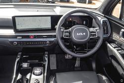 2025 Kia
Sorento HEV GT-Line
