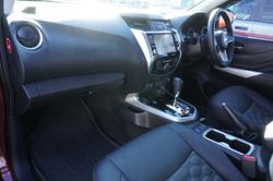 2022 Nissan
Navara ST-X