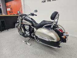 2010 Kawasaki VULCAN 1700 NOMAD Black