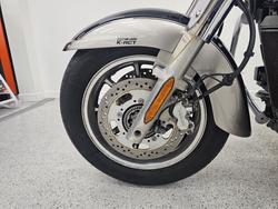 2010 Kawasaki VULCAN 1700 NOMAD Black
