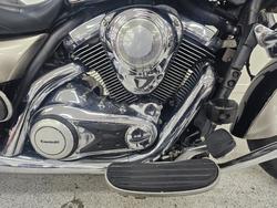 2010 Kawasaki VULCAN 1700 NOMAD Black