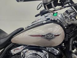 2010 Kawasaki VULCAN 1700 NOMAD Black