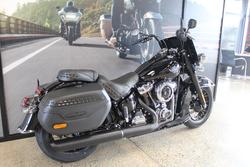 2025 Harley-davidson FLHC HERITAGE CLASSIC (117) VIVID BLACK