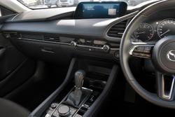 2025 Mazda
3 G20 Evolve