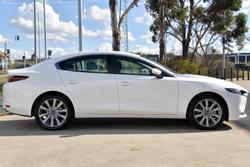 2025 Mazda
3 G20 Evolve