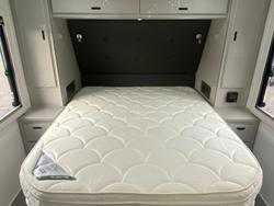 2023 JB Caravans 20'6 Dirt Road Xtreme Side Club